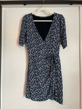 Abercrombie & Fitch Navy Floral Short Sleeve Mini Dress ST